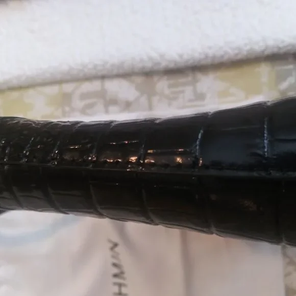 NWOT Brahmin Black Crocodile Shiny Leather Shoulder Bag - Picture 12 of 12